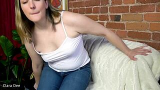 Let me use your cum as deodorant on my armpits in this joi session