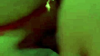Fudendo com a putinha do meu patrão involves this pierced nipples brunette spreading and squirting while fingering her big ass in chubby curvy fetish game.