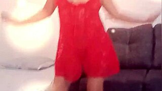 Evaluna does an exotic dance in 4K with cumbia HQ music