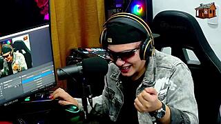 Binho Ted brought two hot babes to the podcast, they arrived stripping off clothes so delicious