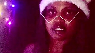 anitawetpussy fills up her cream-pie with some hot cumin