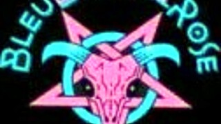 Hot Tattooed Blonde Pawg Twerks And Squirts?