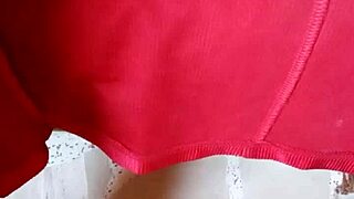 Gretala Indulges In Balloon Fetish While Pissing Standing Up