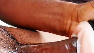 Oh wow, discovering intense pleasure masturbating with my new toy in the dorm!