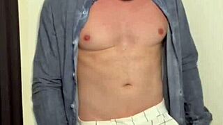 Esse � o tipo de video exclusivo com pretty usa handjob on big cock!