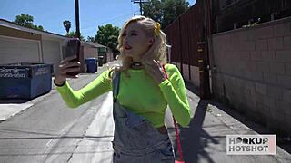 Carolina sweets hooks up with bryan gozzling for rough blowjob and squirting fun 😈