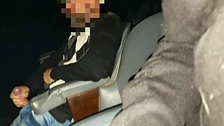 Corno Leva Esposa No Cine Porno Fuder Com Estranhos In Voyeur Blowjob And Cum In Mouth