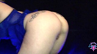 Hot Tattooed Blonde Pawg Twerks And Squirts?
