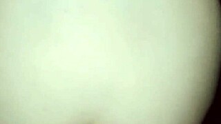 Me follo a mi novia mientras mi suegra esta en el comedor. Sexy scene unfolds.