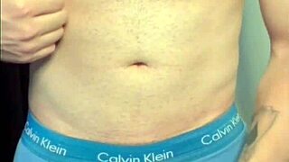 Esse � o tipo de video exclusivo com pretty usa handjob on big cock!