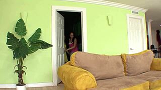 xxx amateur lesbo pals are having passionate sex with cunilingus and muff diving