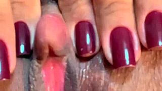 corno filmou tudo e gozou rosa vermelha