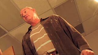 sativa rose courtney simpson share at office