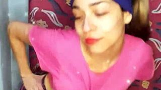 i love watching this cute petite amateur do her workout routine before recording