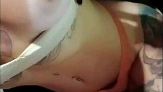 i was away but now im back even hotter with tan lines and athletic body