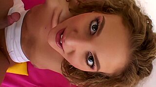 fucking 18 beauty girl deepthroat blowjob