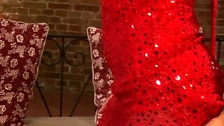 Blonde Babe Shows Off Her Wet Sexy Pussy in Detailed Close-Up Action