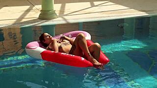 hey, check out canadian milf heidi splashing around in the pool?