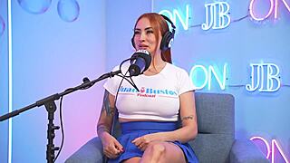 Milf reaches explosive pleasure from intense oral stimulation