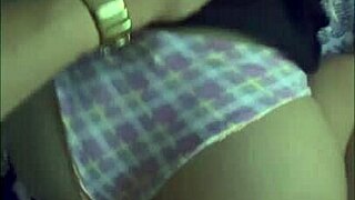 la secretaria es bien putita y se deja coger por su jefe por aumento de sueldo