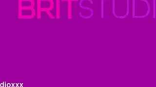 british 18 year old college student in goth cosplay squirts on the fucking machine during solo session