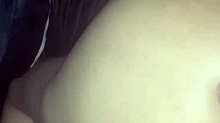 my best friends mom is so hot, i cant resist her curvs.