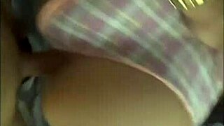 la secretaria es bien putita y se deja coger por su jefe por aumento de sueldo