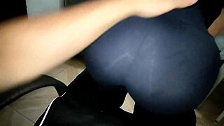 Brunette amateur gives ass in hardcore anal to brother-in-law until she cums 😈