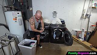 I got stuck as jokester stepsister and stepbrother saved me with rimjob cowgirl riding in group!