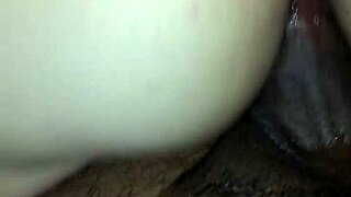 big juicy ass delicia shakes bends and bounces all day long