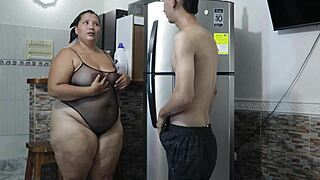 follando caliente en cocina con mi vecina latina bbw