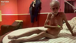 amateur couple masturbates front and back in homemade tease