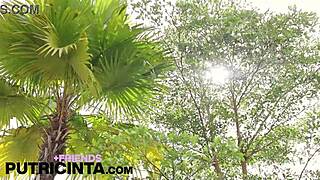 Tanned Teen Putri Cinta Squirts Big Ass Over Camera