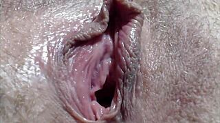 BIG CLIT HOMEMADE PUSSY ORGASM EXPLOSION!