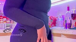 Ebony ms bulma briefs does squirting fucking cumshot show with big tits wet pussy in kitchen