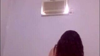 amateur novinha's tight ass stretched wide in raw homemade anal pounding session