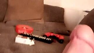 german solo amateur jerks monster cock to heavy cumshot