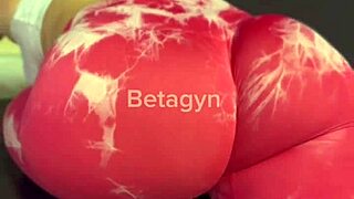 conversational chat with gym trainer next door neighbor style