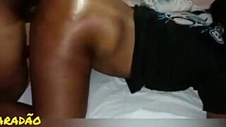 Socando no cuzinho da ex till she cums hard on big cock