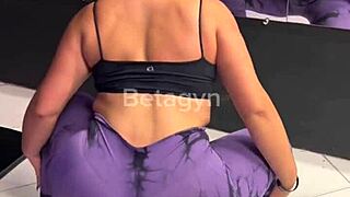 conversational chat with gym trainer next door neighbor style