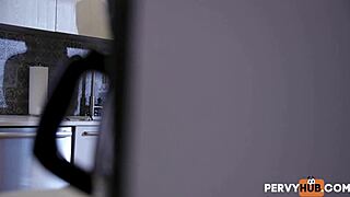 caught jimmy michaels and laura bentley in hot taboo petite fuck.