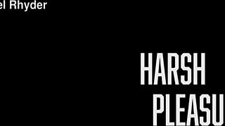 i'm taking this huge toy anal on the machine... plus fisting it feels insane!!