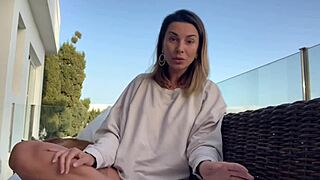 Do spanish women really care about penis size roxyfox?