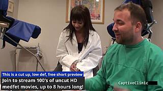 i'm eliza sheilds spreading shaved pussy backstage in latex