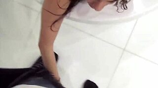 Rebel Lynn Waits in Bathtub for Your Cock Ride