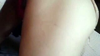 Curvy mature neighbor slut invites me over for dirty ass play!