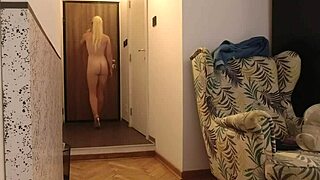 naked big tits big ass blonde wife flashes delivery boy and won't let him leave