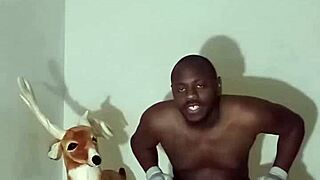 Showing Off Zodiac Patience With Group Ass Spreading And Kisses