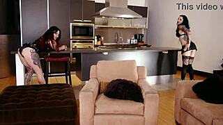 Jenevieve Hexx and Vinyl Vixon share big dick pov blowjob cumswap swallow