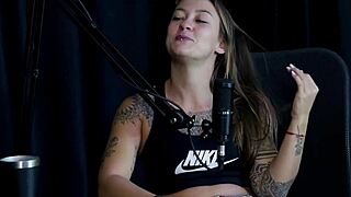 wanna see damiana's naughty interview with grandpa moai moaning?